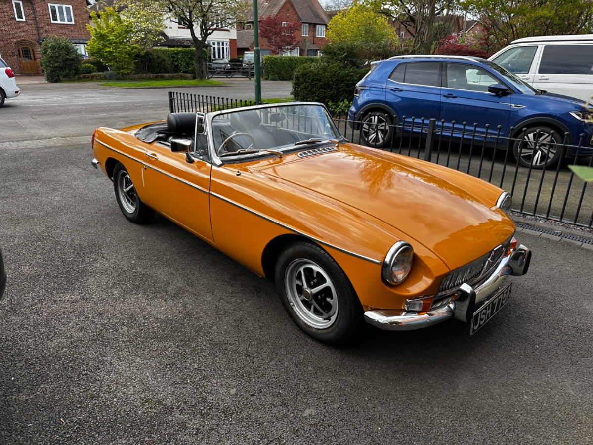 1972 MG MGB Image 1